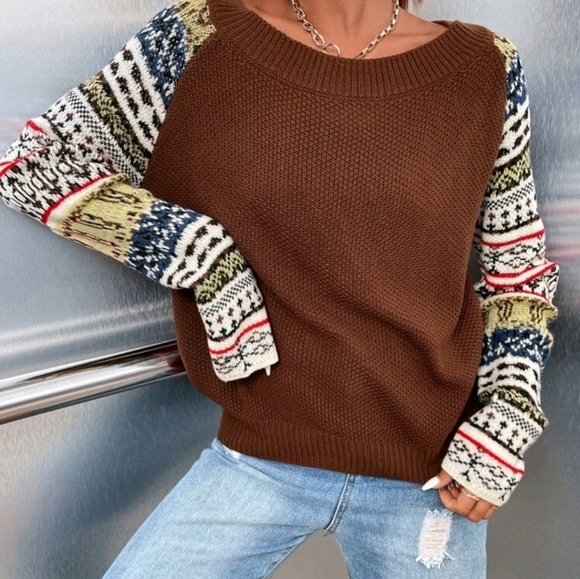 Geo Pattern Raglan Sleeve Sweater - Picture 6 of 7